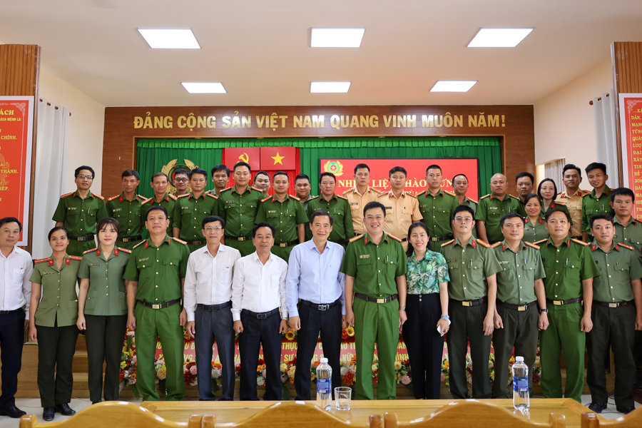 Quyền Bí thư Tỉnh uỷ thăm và làm việc tại Công an huyện Đạ Huoai