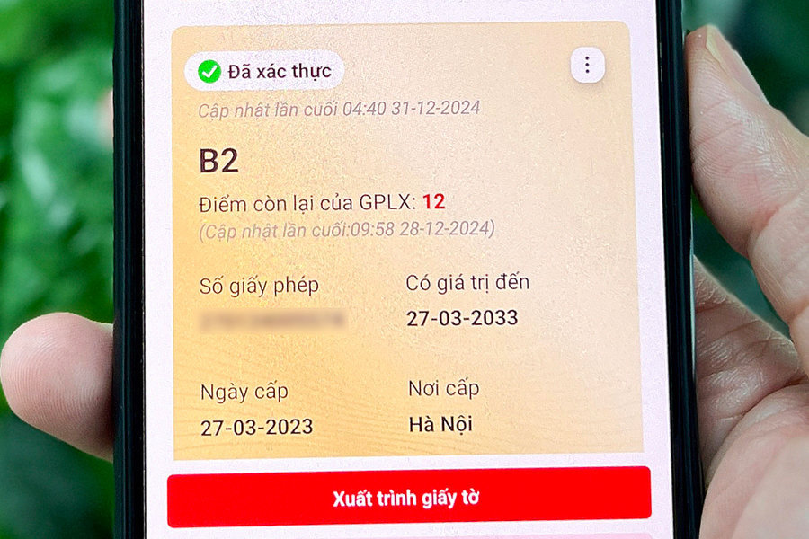 Mất tiền vì cài app để nhận điểm giấy phép lái xe