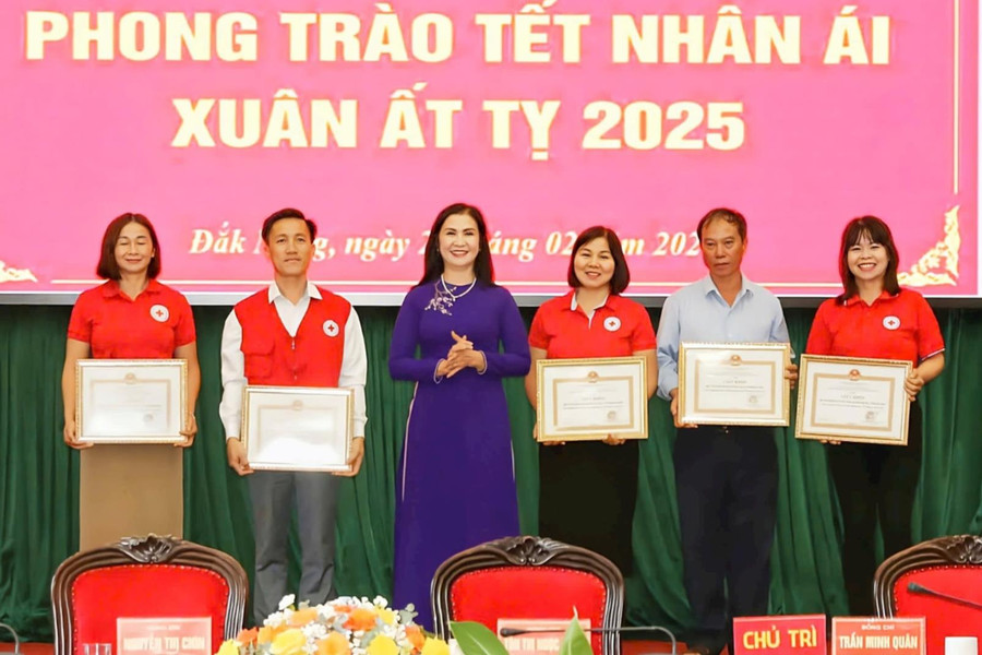 Xuân Ất Tỵ năm 2025 Đắk Nông huy động, trao tặng trên 47.000 suất quà