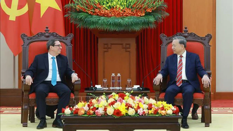 Cuba ngợi ca tình anh em thủy chung, son sắt với Việt Nam