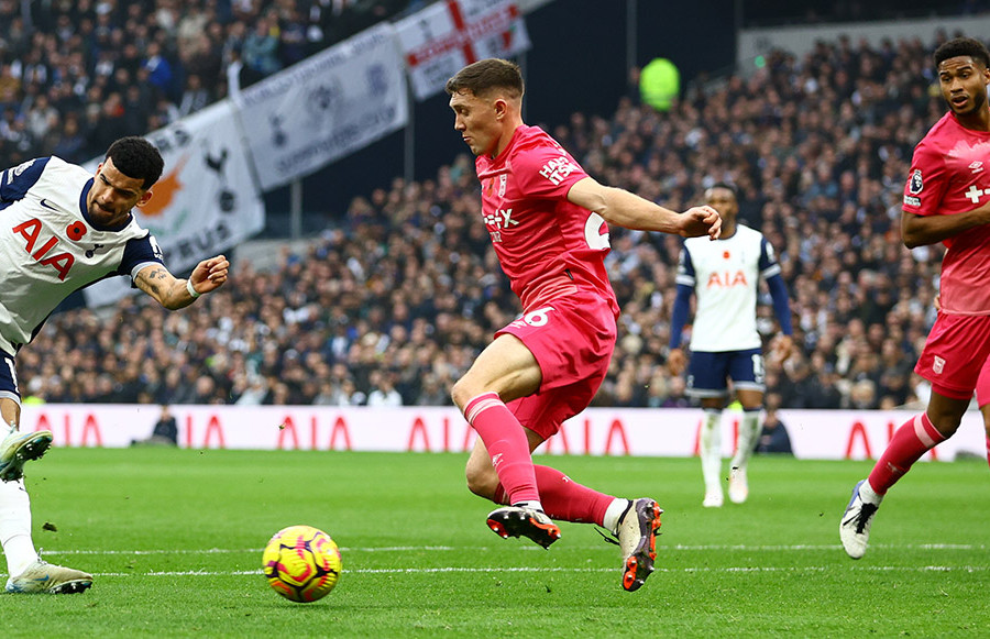 Nhận định, dự đoán Ipswich Town vs Tottenham: Gà trống gáy to