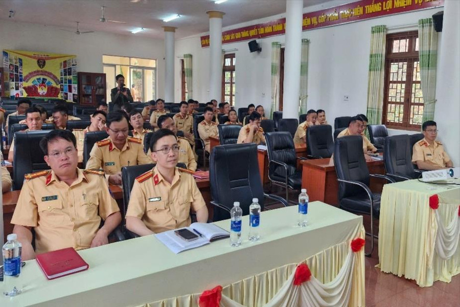 Đắk Nông tập huấn sát hạch lái xe cho cảnh sát giao thông