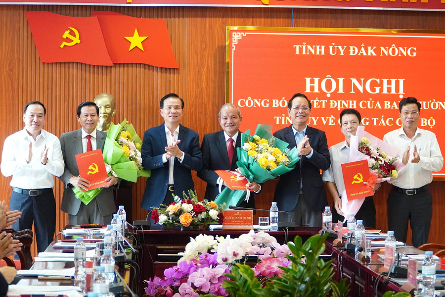 Trưởng Ban Tổ chức Tỉnh ủy Đắk Nông nghỉ hưu trước tuổi