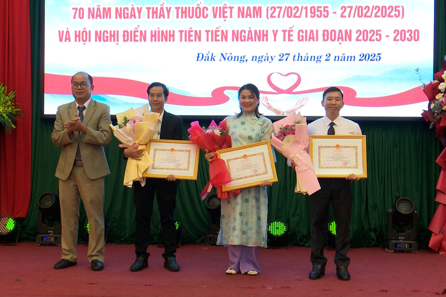 Đắk Nông kỷ niệm 70 năm ngày Thầy thuốc Việt Nam