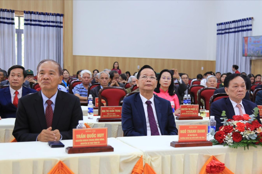 Đắk Nông gặp mặt Kỷ niệm 50 năm Ngày giải phóng Gia Nghĩa