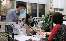 Các khoản trợ cấp nghỉ hưu trước tuổi tính theo mức tiền lương nào?