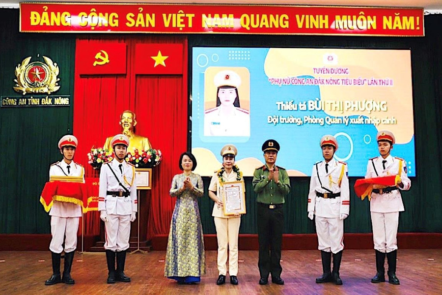 Thiếu tá Bùi Thị Phượng - Nữ cán bộ tiêu biểu, tận tụy trong công tác