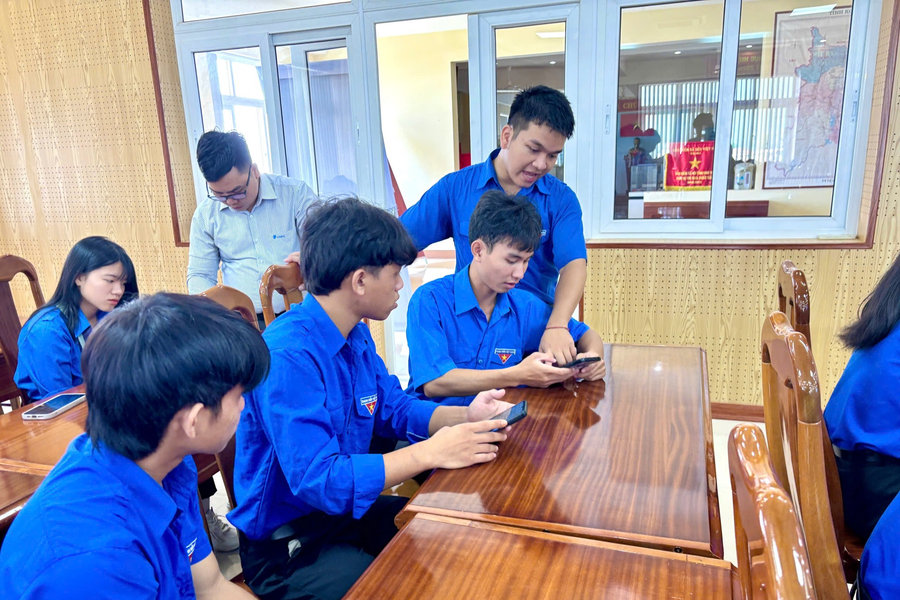 Kon Tum: Hội LHTN Việt Nam tỉnh: Đẩy mạnh việc lan tỏa phong trào “Bình dân học vụ số”