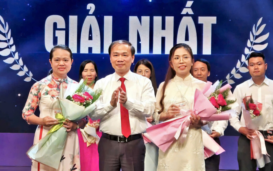 Cô giáo mầm non của Bảo Lâm đoạt giải Nhất Cuộc thi Tự hào Việt Nam