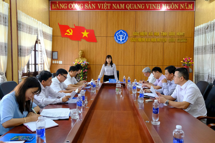 Đắk Glong gặp nhiều khó khăn trong thực hiện chính sách bảo hiểm y tế