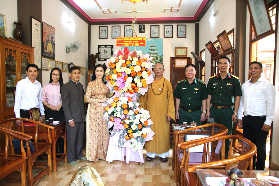 Lãnh đạo tỉnh Đắk Nông thăm, chúc mừng Đại lễ Phật đản năm 2025