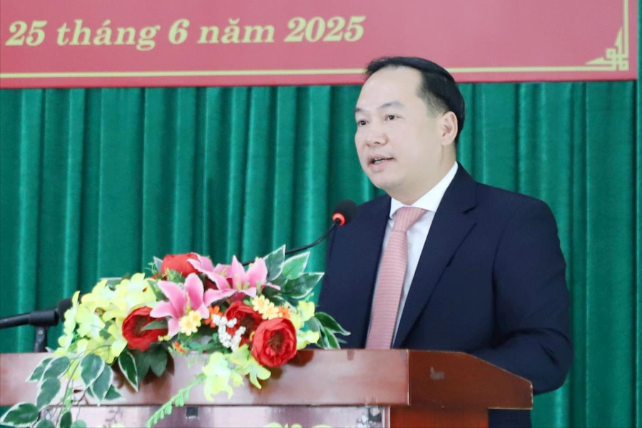 Đồng chí Hồ Xuân Trường dự Hội nghị thông báo về công tác cán bộ tại huyện Krông Nô