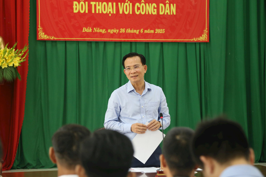 Chủ tịch UBND Link vào Đắk Nông Hồ Văn Mười đối thoại với công dân