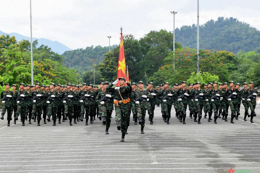 Thời khắc lịch sử của đất nước - khi chính quyền tinh gọn, quốc phòng vững mạnh, nhân dân vững niềm tin