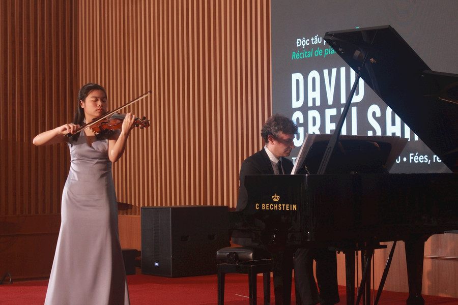 Đêm độc tấu Piano của nghệ sĩ dương cầm David Greilsammer tại Lâm Đồng