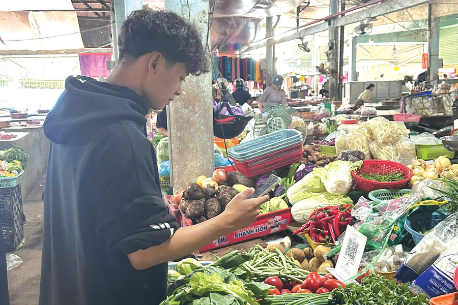 Chợ... QR Lạc Tánh