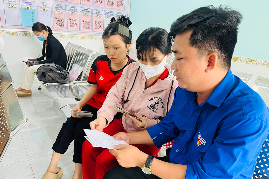 Lâm Đồng: Nhiều địa phương tổ chức "Ngày thứ Bảy vì dân" để giải quyết kịp thời thủ tục hành chính
