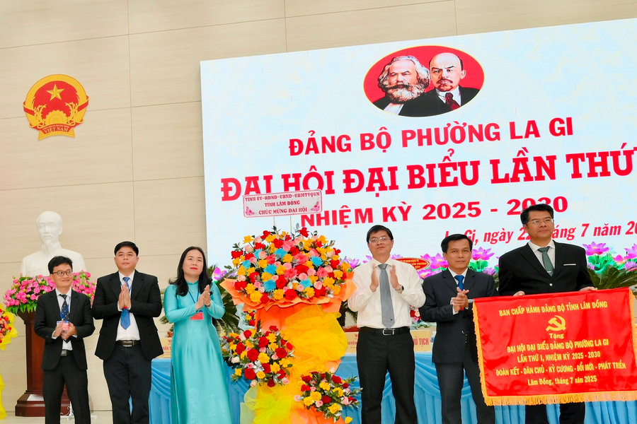 Đảng bộ phường La Gi long trọng tổ chức Đại hội lần thứ I