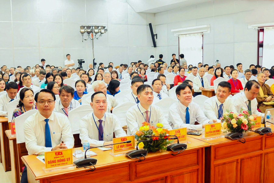 Phó Bí thư Tỉnh ủy Lâm Đồng Đặng Hồng Sỹ tham dự Đại hội Đảng bộ phường Bình Thuận lần thứ I