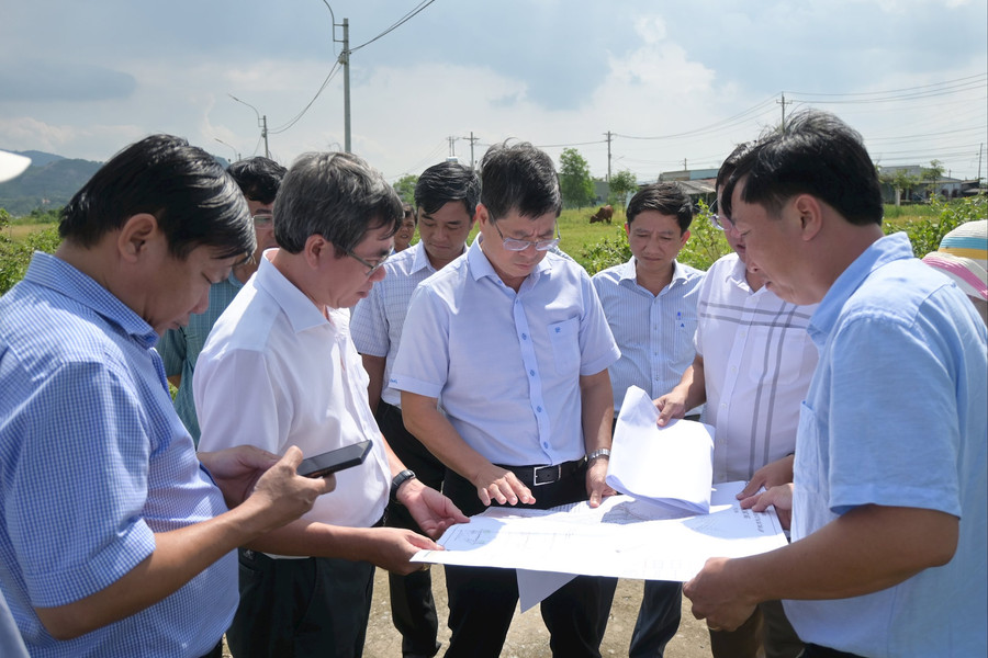 Phó Chủ tịch UBND tỉnh kiểm tra các công trình, dự án sắp khởi động, khánh thành