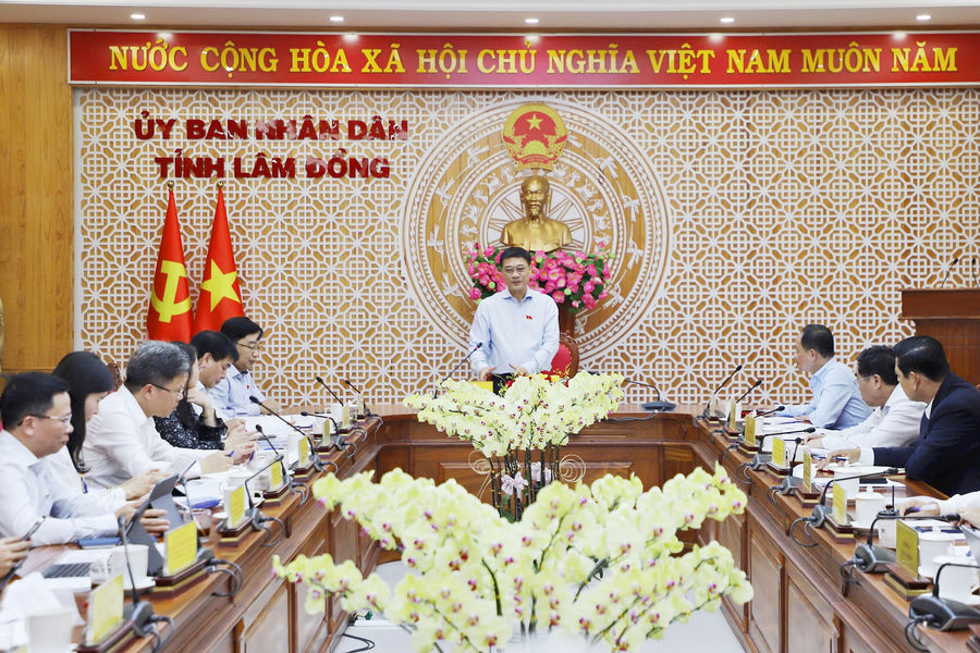 Phó Chủ tịch Quốc hội Vũ Hồng Thanh làm việc tại tỉnh Lâm Đồng