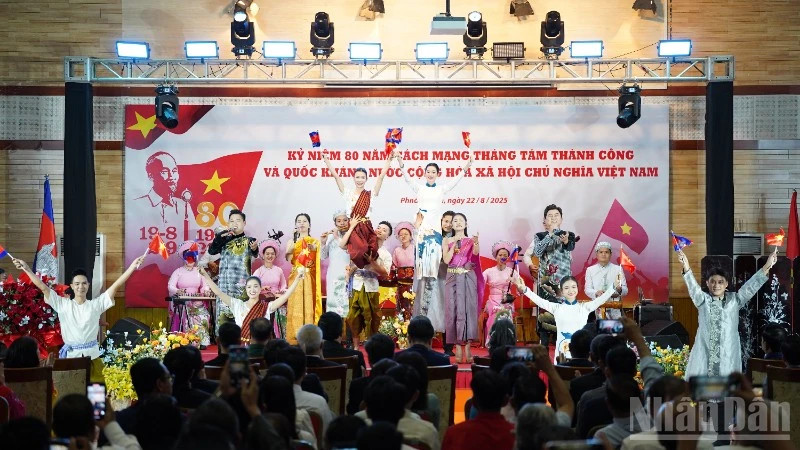 Xúc động và tự hào lễ kỷ niệm 80 năm Quốc khánh tại Campuchia