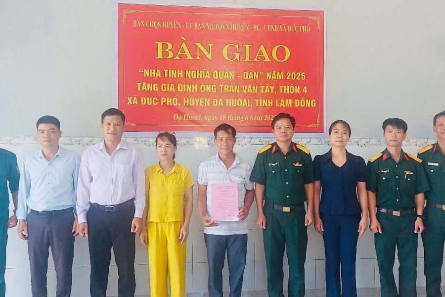 Xã Đạ Tẻh 3 khởi công xây Nhà tình nghĩa cho gia đình quân nhân