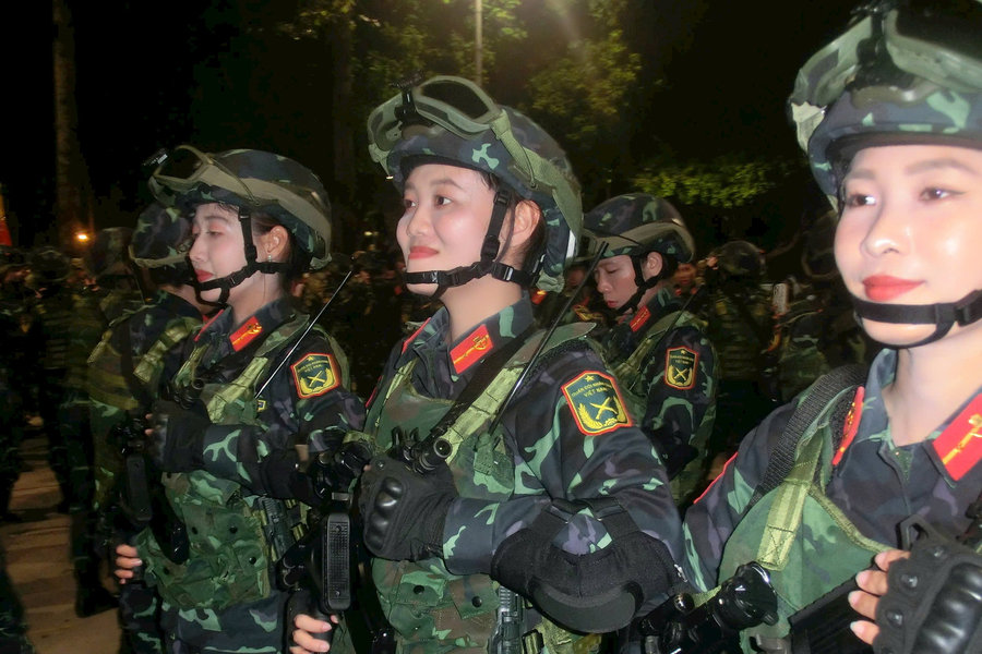 Những “bông hồng thép” của Lâm Đồng ở A80