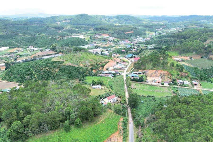 “Trung tâm hành chính di động” giữa núi rừng Tà Hine