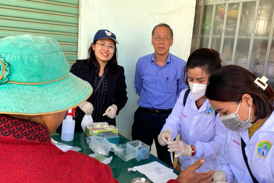 Toàn dân chung tay đẩy lùi dịch bệnh