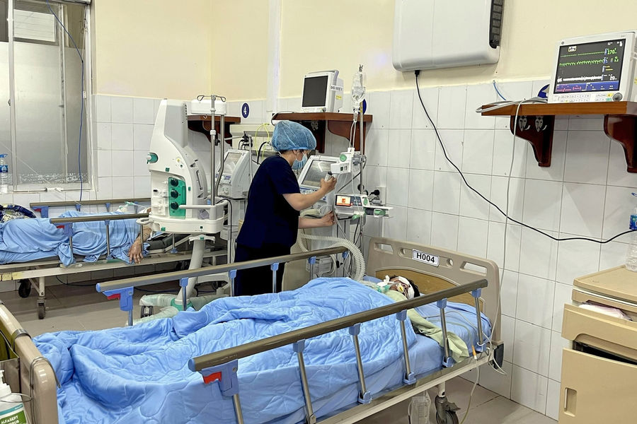 Các cơ sở y tế tiếp nhận hơn 400 ca tai nạn giao thông dịp lễ