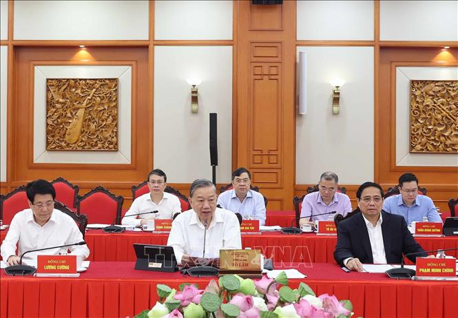 Kết luận số 191-KL/TW: Tiếp tục tăng cường lãnh đạo, chỉ đạo công tác tổ chức đại hội Đảng bộ các cấp