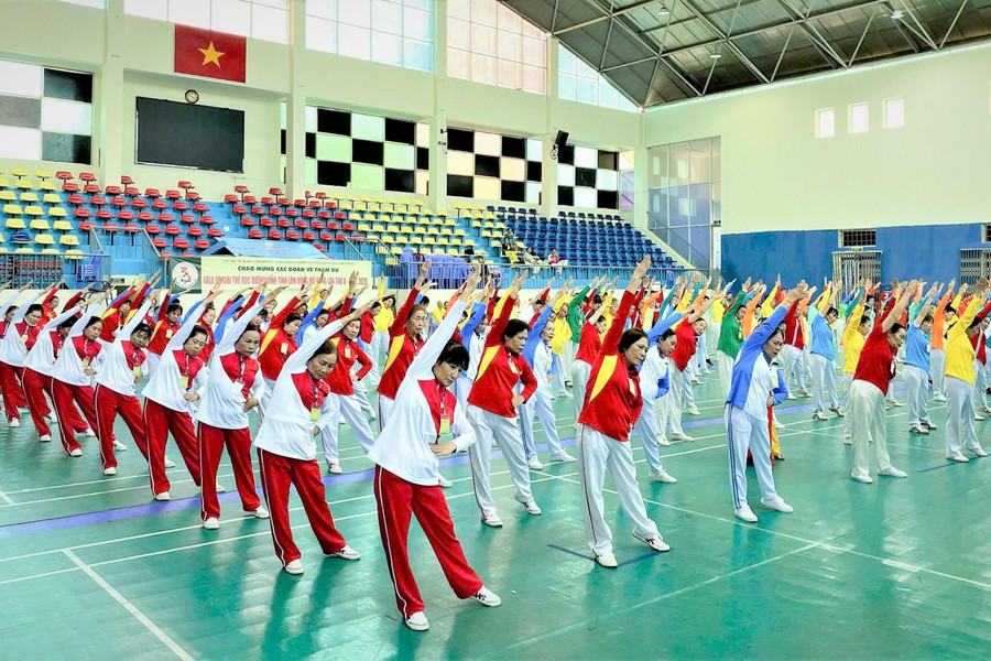 Nhân rộng mô hình Câu lạc bộ liên thế hệ tự giúp nhau