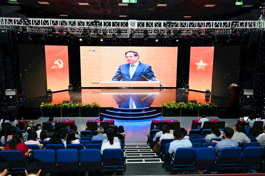 Báo và Phát thanh, Truyền hình Lâm Đồng tham dự Hội nghị quán triệt 4 nghị quyết của Bộ Chính trị