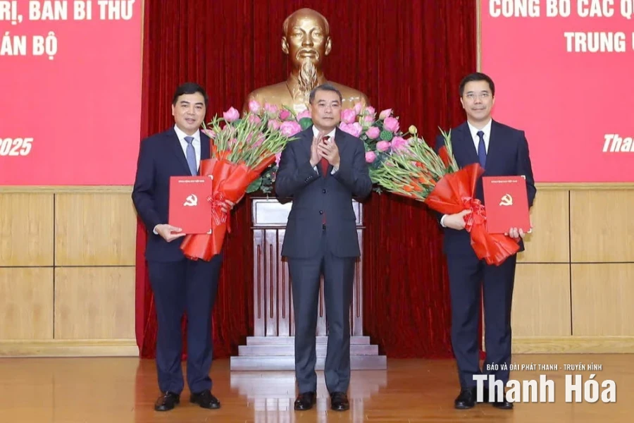 Bộ Chính trị, Ban Bí thư điều động, chỉ định đồng chí Nguyễn Hoài Anh giữ chức Phó Bí thư Tỉnh ủy Thanh Hóa