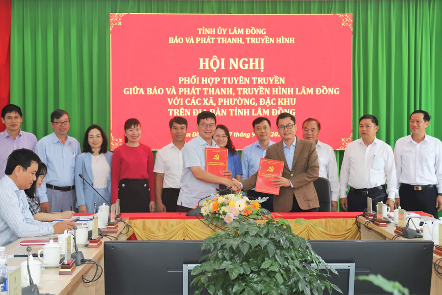 Báo và PTTH Lâm Đồng phối hợp tuyên truyền với 9 xã, phường phía Nam