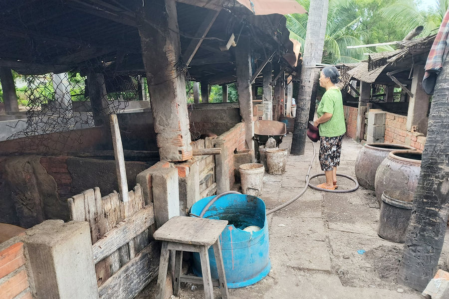 Cần sớm hỗ trợ di dời cơ sở chăn nuôi heo ra ngoài khu dân cư