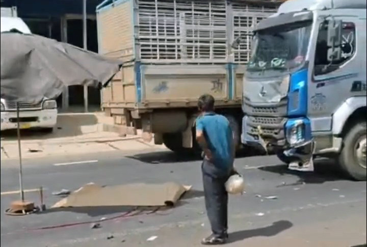 Tạm giữ tài xế xe tải gây tai nạn làm 2 người tử vong