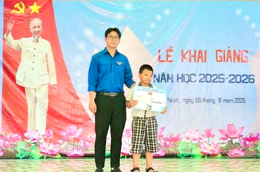 “Em nuôi của Ðoàn” - nhịp cầu yêu thương của tuổi trẻ Hải Ninh