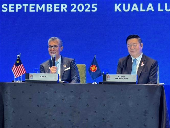 Các Bộ trưởng Kinh tế ASEAN nhấn mạnh cam kết với thương mại tự do và công bằng