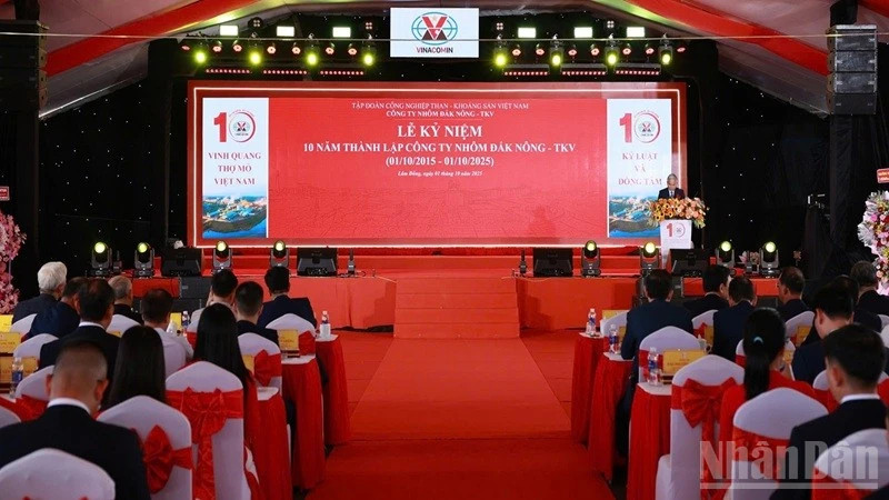 Công ty Nhôm Đắk Nông-TKV kỷ niệm 10 năm thành lập