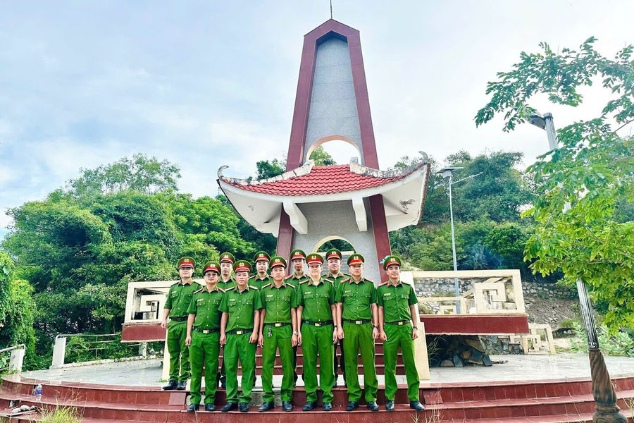 Thế hệ trẻ tự hào về Dốc Ông Bằng