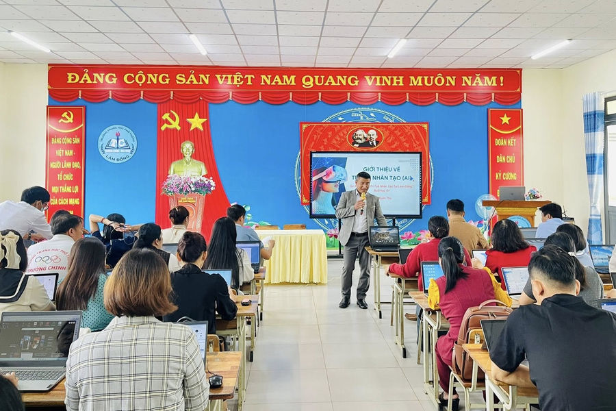 Chuyển đổi số để nâng cao chất lượng dạy và học