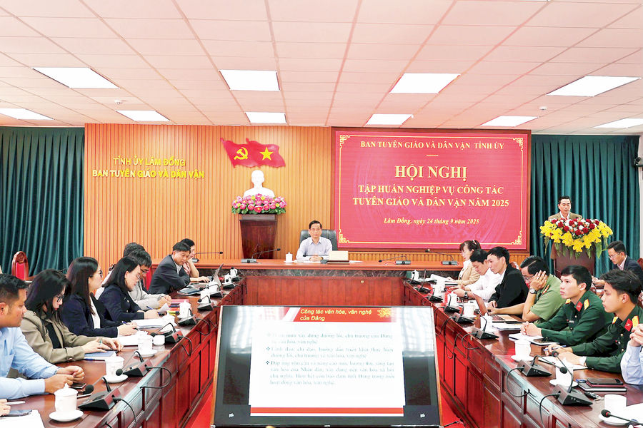 Vai trò công tác tư tưởng và dân vận trong giai đoạn mới