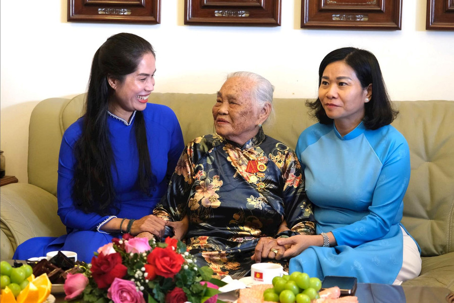 Phụ nữ Lâm Ðồng tiếp nối truyền thống, khẳng định vai trò, vị thế