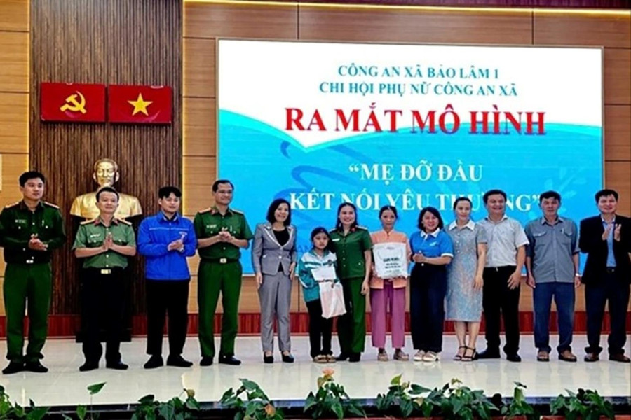 Lan tỏa yêu thương từ “Mẹ đỡ đầu - Kết nối yêu thương”