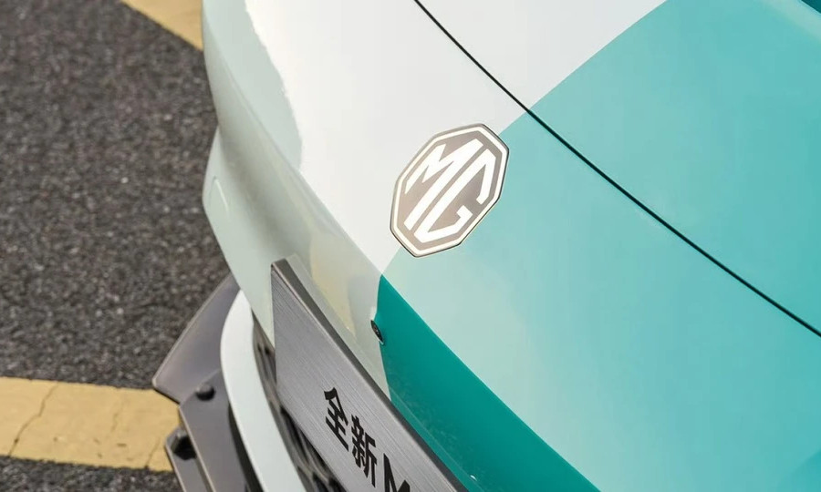 MG4 EV hatchback: Bước mở màn chiến lược xe điện MG