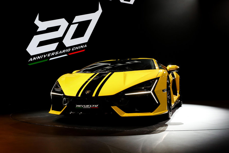 Lamborghini Revuelto Ad Personam: 20 năm tại Trung Quốc