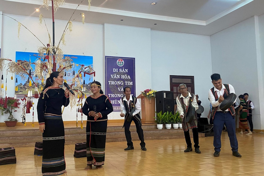 Digital Technology Helps Preserve Traditional Culture
