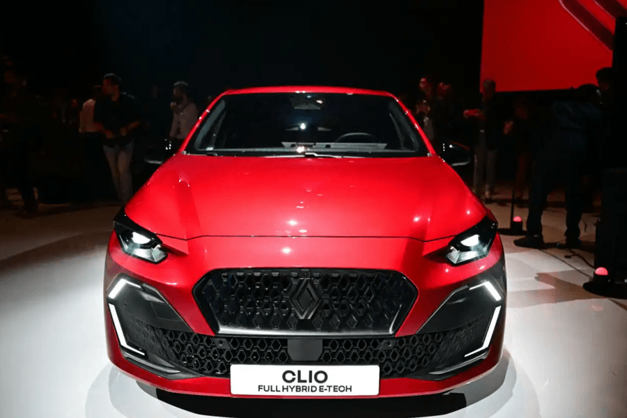 Renault Clio 6: Thiết kế mới gây tranh luận tại Munich